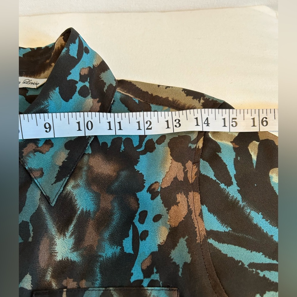 Animal print blouse - Picture 10 of 14